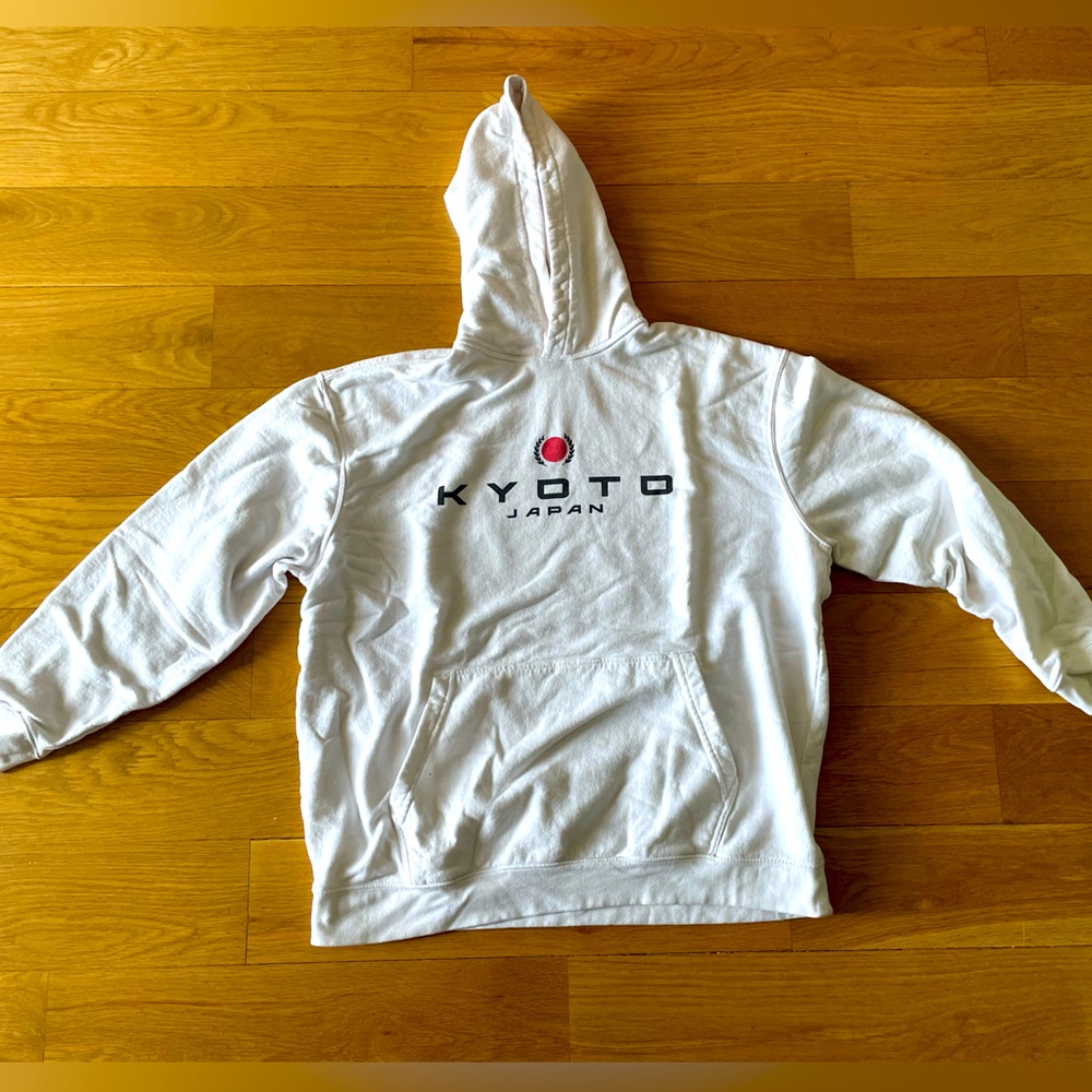 Uniqlo White Hoodie Size M🔥